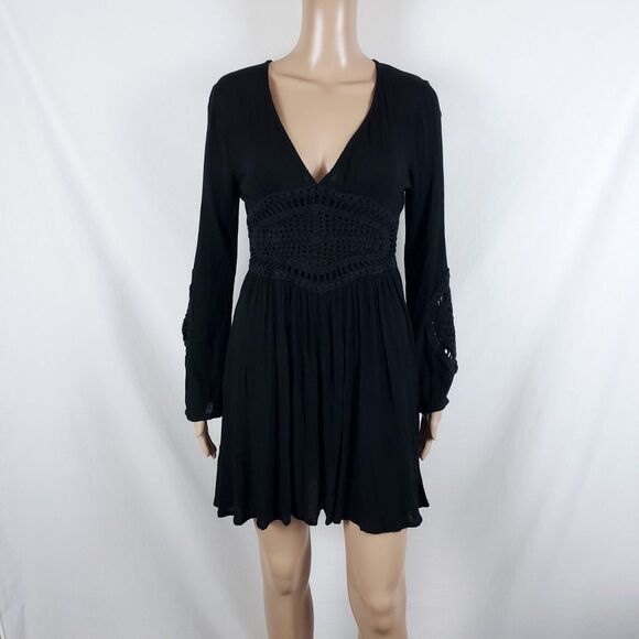Volcom Babydoll Dress Womens M Black Gauze Y2K Beach Crochet Flowy Deep V - Picture 2 of 12